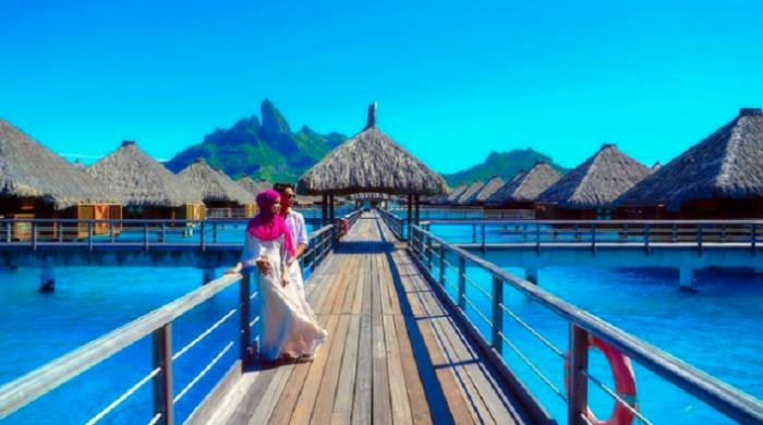 LIHAT FOTO: Hairul, Hanis Honeymoon Mewah Di Pulau Bora 