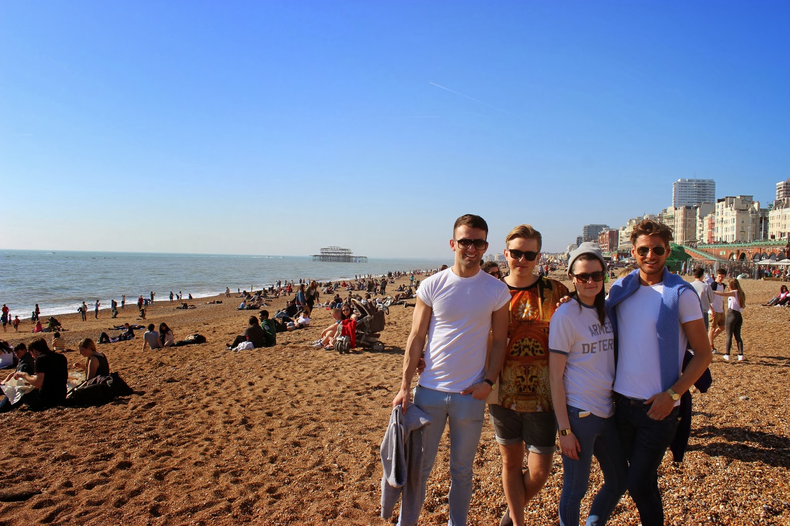 lifestyle, Brighton, Brighton pier, beach, sunshine, tourist, gay, north laines, shopping, food, summer, That Guy Lukey, blog, what to do in Brighton, Brighton pavilion, where to go in Brighton, Brighton Day Out, Brighton Beach