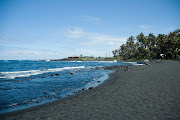 . heard it was fun. You can park along the shoreline and hike to the heiau . (hawaii )