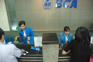 Lowongan Kerja Terbaru 2013 Bank BCA - D3, S1 dan S2 Pada Development Program dan Magang