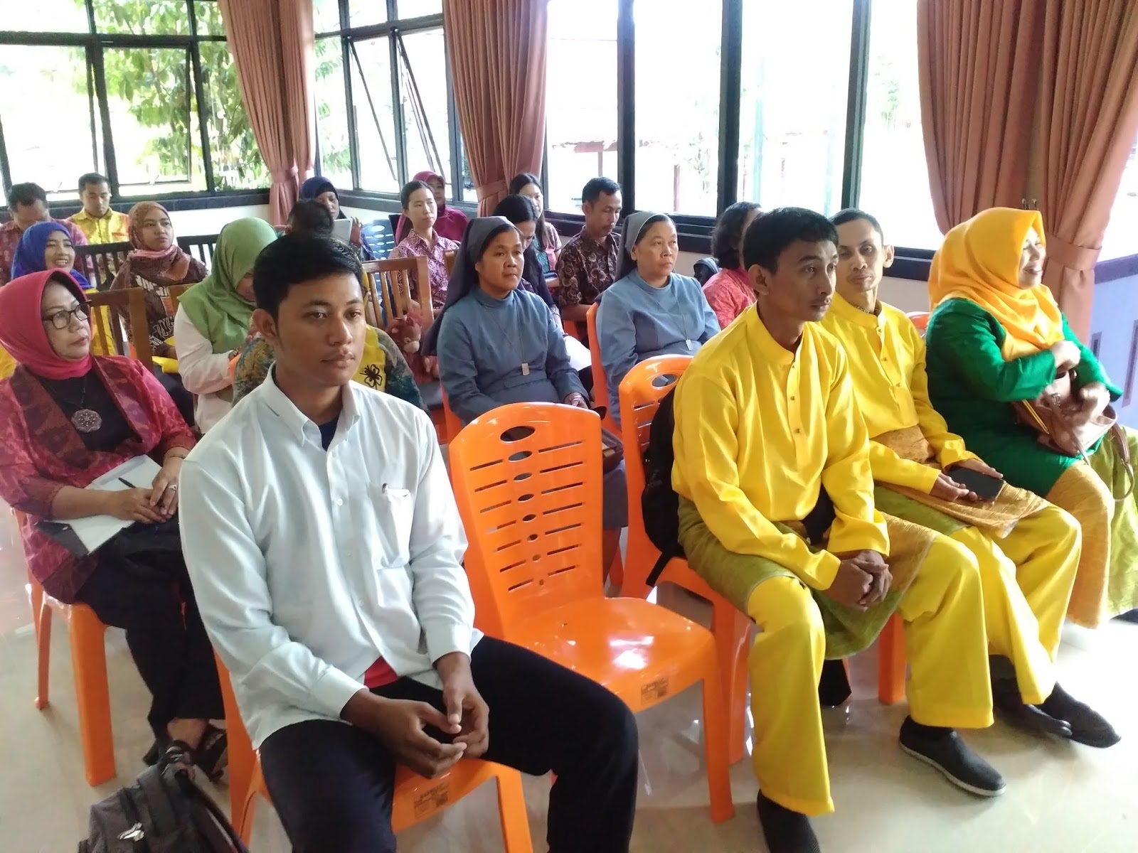 serta kegiatan Seminar "Pentingnya Kualitas Pendidik bagi Kemajuan LKP Era Kompetensi" dengan pemateri Dr H M Nasrullah Yusuf S E