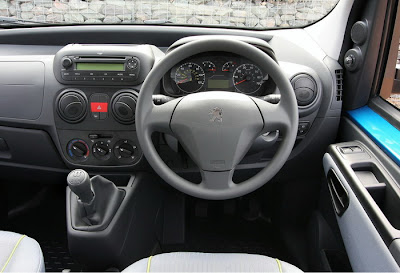 2010 Peugeot Bipper Tepee Interior