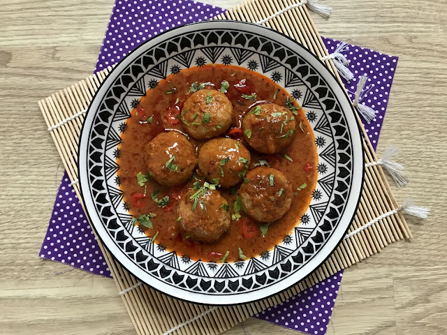 Albóndigas con salsa Tikka Masala. Receta en CrockPot y Tradicional