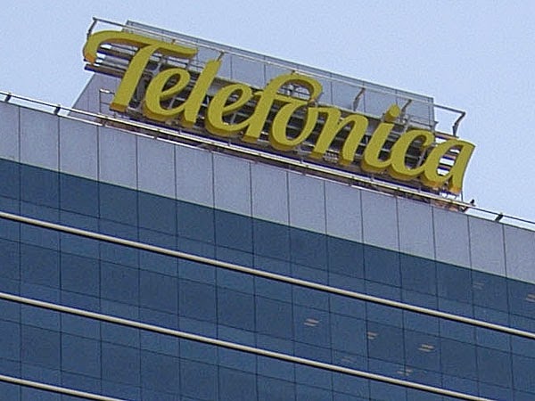 Economía/ Invertirá Telefónica 5 mil  mde en Latinoamérica