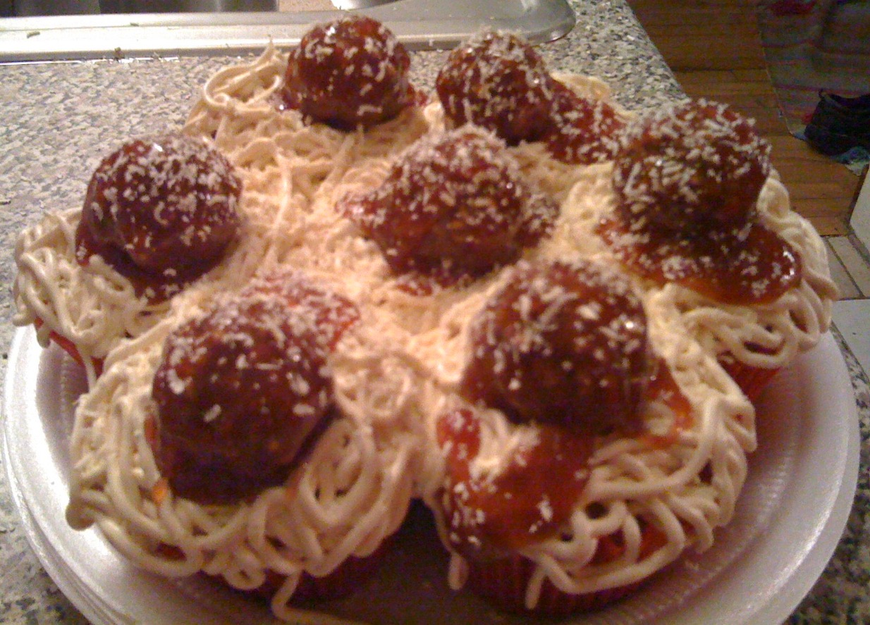 Spaghetti And Meatballs Cupcakes