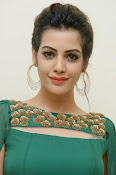 diksha panth latest glam pics-thumbnail-22