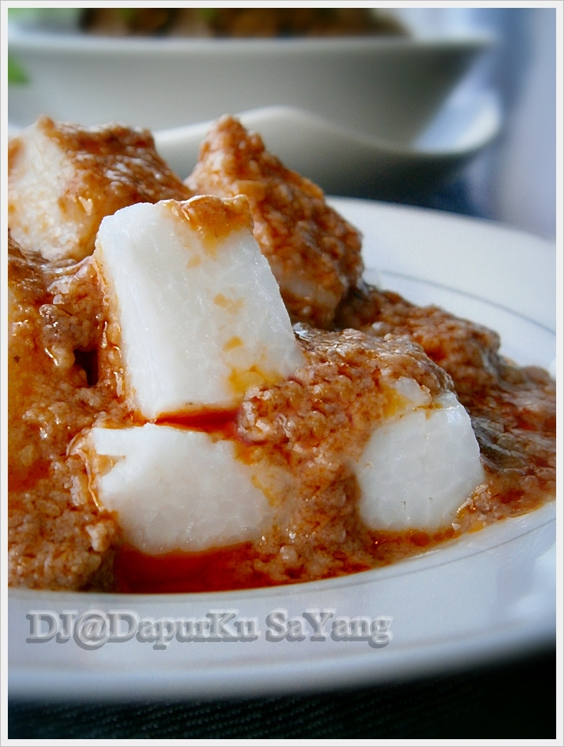 DapurKu SaYang: Nasi Impit, Kuah Kacang dan Rendang Daging 