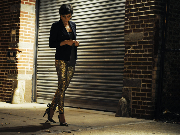 Night Queens: Sequin Leggings.