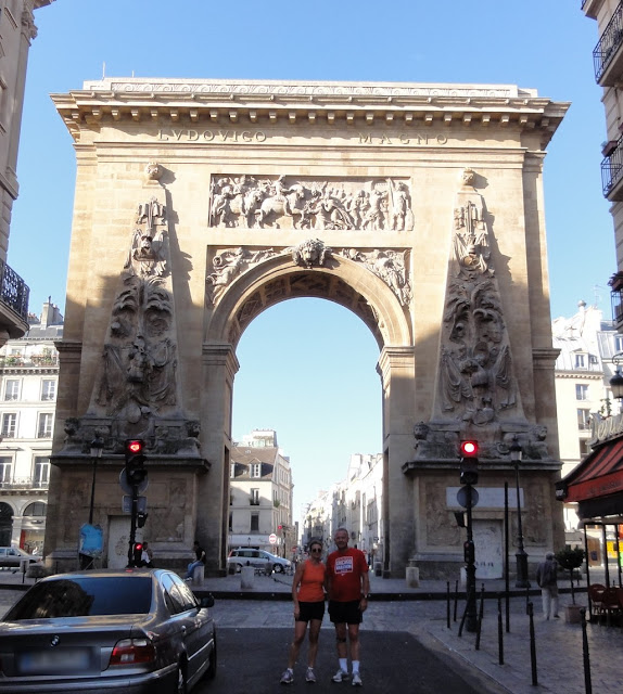 Anne and Niels - Door Saint-Denis