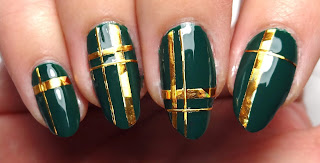 Green and Gold Plaid Nails