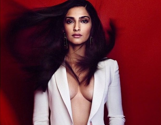 Sonam kapoor hot pic