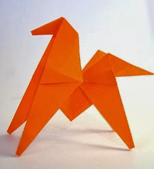 http://translate.googleusercontent.com/translate_c?depth=1&hl=es&rurl=translate.google.es&sl=en&tl=es&u=http://www.origami-fun.com/origami-horse.html&usg=ALkJrhiu0sycg5MfMPtFGWwsXvzYdtmuMA