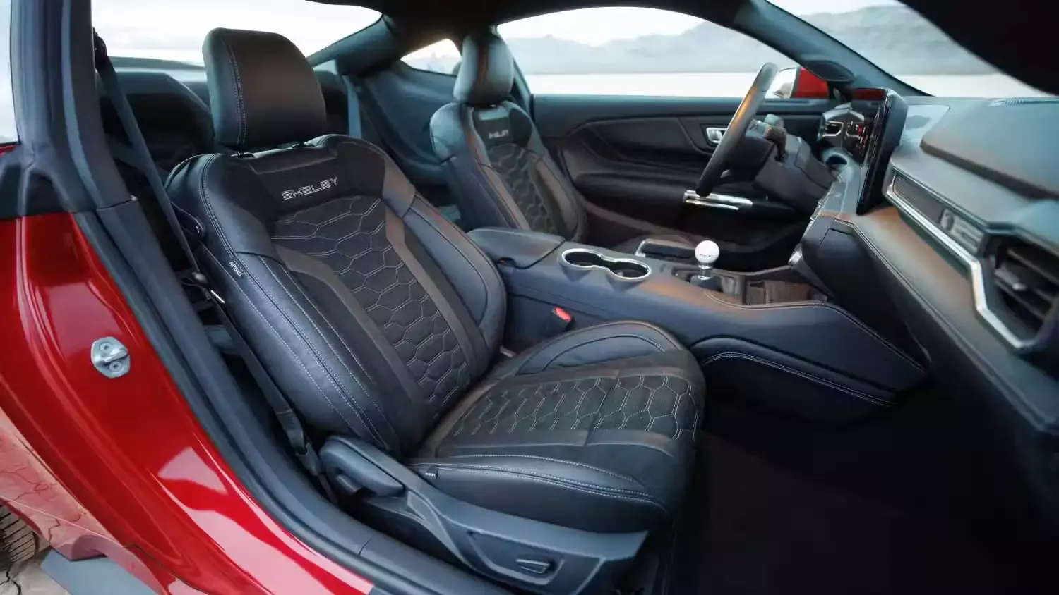 60 Anos Depois, o Shelby GT350 2025 Ruge Mais Alto do Que Nunca: A Lenda Renasce com 830 cv