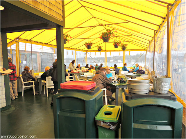 Carpa de Thurston's Lobster Pound en Maine