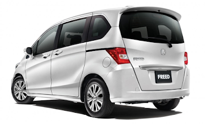 Review Honda Freed and Specifications Detail