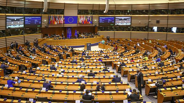 البرلمان الأوروبي : تواصل الدعوات المطالبة من المجتمع الدولي إدانة الإعتداء العسكري المغربي على الشعب الصحراوي. 