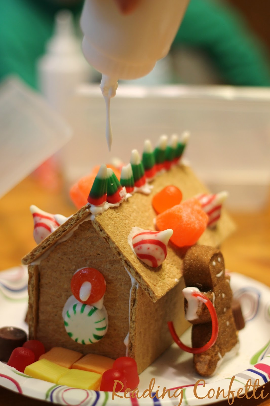 Decorating graham cracker gingerbread houses