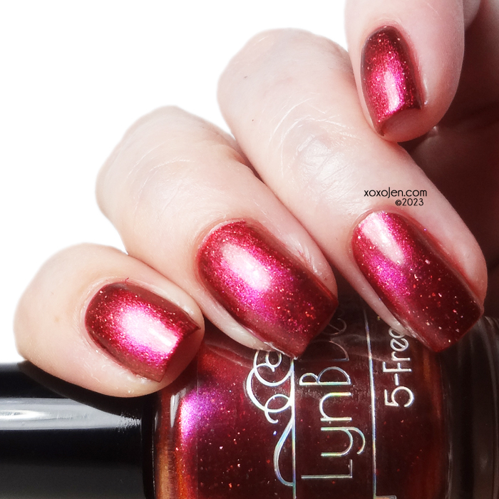 xoxoJen's swatch of Crackling Fire