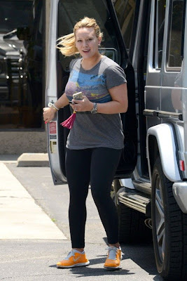 Hilary Duff spandex booty in LA - picture 1