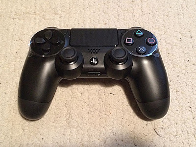 ワイヤレスコントローラー DUALSHOCK4