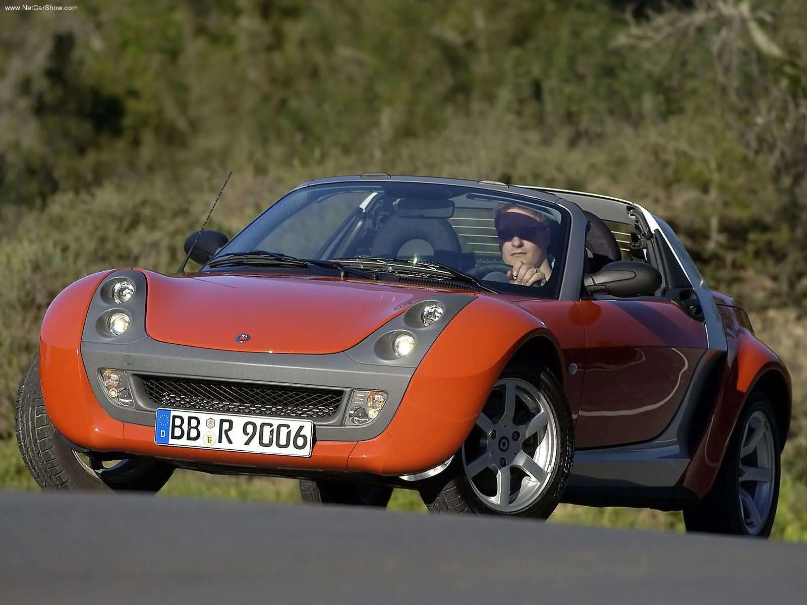 Hình ảnh xe ô tô Smart Roadster 2003 & nội ngoại thất