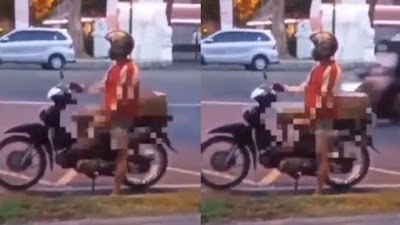 VIRAL! Seorang Pria Onani di Atas Sepeda Motor, Sambil Goda Perempuan di Taman