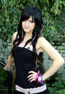 Celebrity Hair Styles, Ashlee Simpson Hairstyles, Long Hair, Black Hair, Wavy Hair