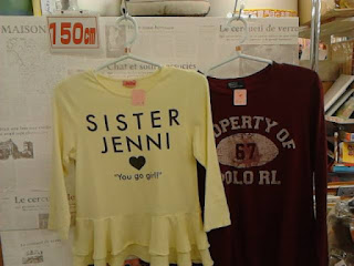 中古品　子供服　１５０㎝　左　Ｊｅｎｎｉ　長袖トップス　１９０円　右ＰＯＬＯ　長袖Ｔシャツ　４９０円