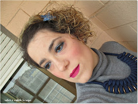 Maquillaje Azul & Plata y Labios Rosas - ArtDeco