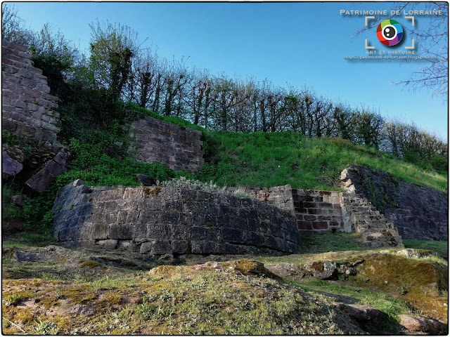 EPINAL (88) - Le château-fort