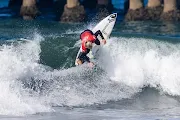 us open of surfing wsl surf30 Sophie McCulloch 22VDTI 0202 KennyMorris