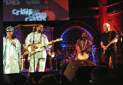 David Gilmour con Amadou y Marian en la Union Chapel Londres