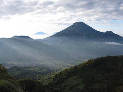 Puncak Gunung Sikunir, Sikunir, Dieng