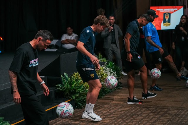 Ole vs Klok Adu Juggling di Jumpa Pers Piala Presiden 2025  