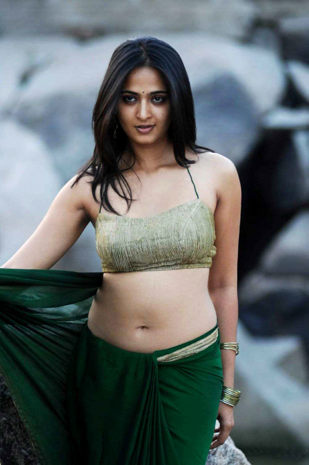 Anushka Shetty Hot Navel In Green Sari And Bikini Blouse Ritzystar