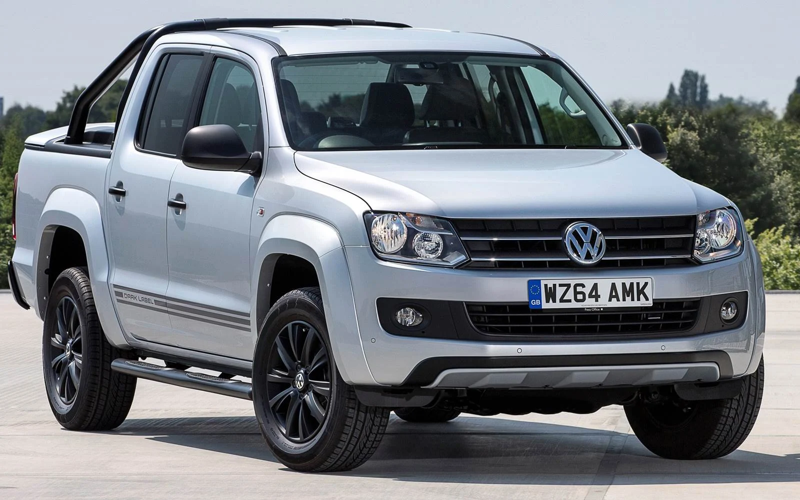 VW Amarok Dark Label