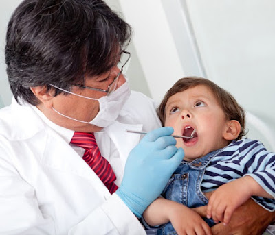 Điều trị răng mọc lệch cho bé bằng phương pháp niềng răng