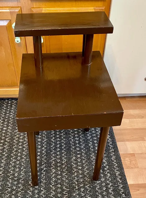 Photo of thrifted Mid Century Modern table/night stand.