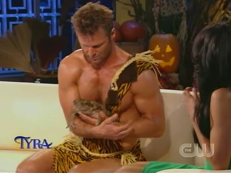 Dave Salmoni. Dave Salmoni dresses down for