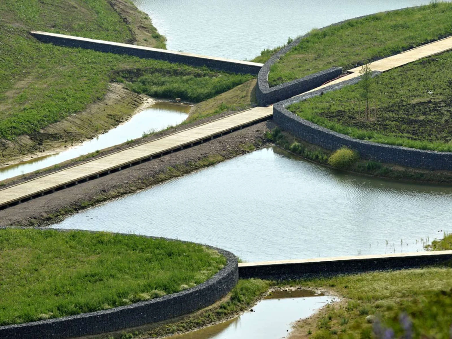 Aquaterra Environmental Centre by Tectoniques Architectes