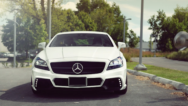 White Mercedes-Benz CLS 63 AMG Front HD Wallpaper