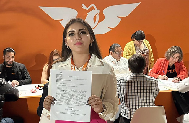 Progreseña se inscribe como precandidata de MC a diputada federal