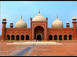 7 Masjid Terbesar di Dunia