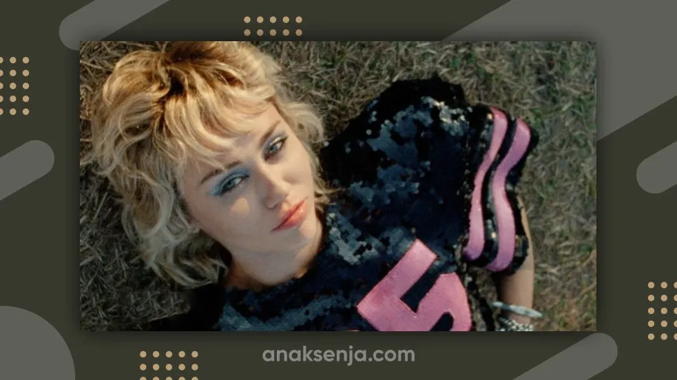 Arti dan Makna Sebenarnya di Balik Lagu Terjemahan Angels Like You dari Miley Cyrus