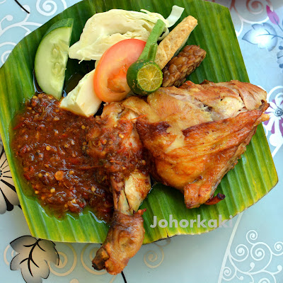 Johor-Nasi-Ayam-Penyet-Selection