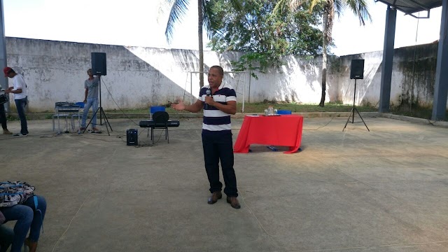 Colégio Edgard Santos, realiza palestra com o Professor Dr. Jânio Roque, acerca da temática Cultura Junina 