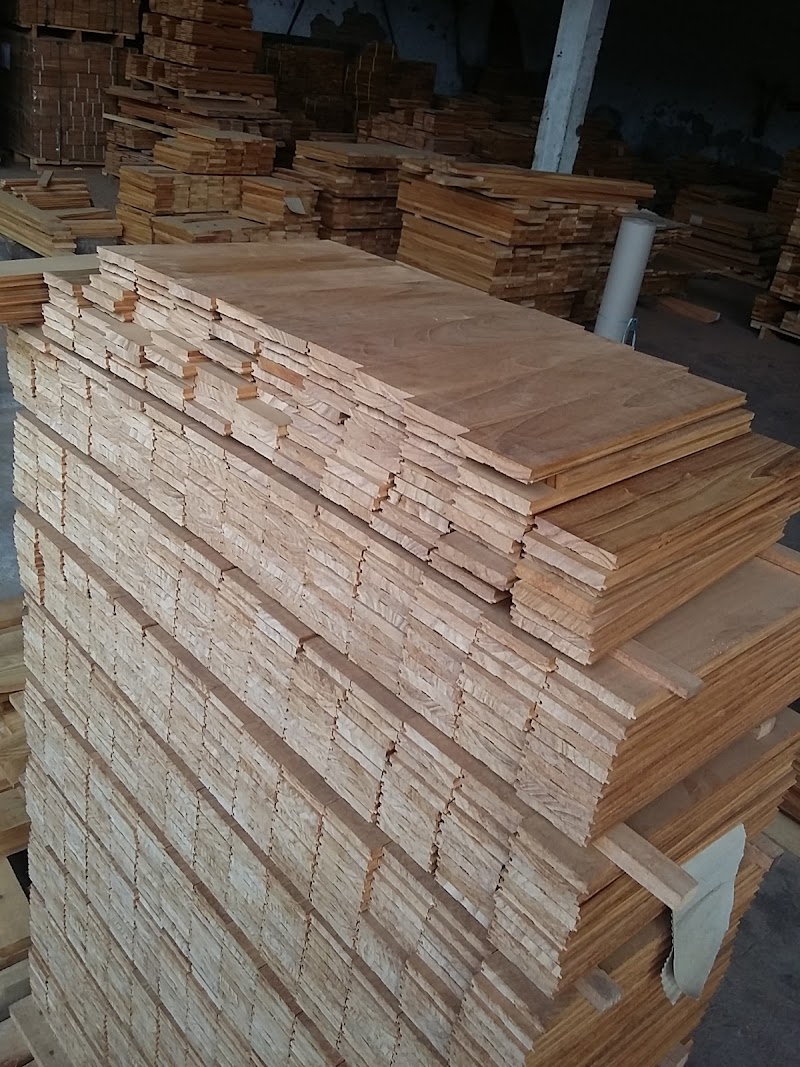 17+ Lantai Kayu Engineered