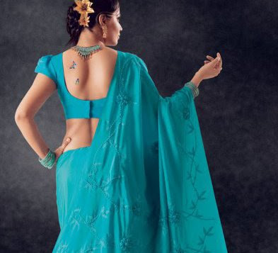 Saree blouse design