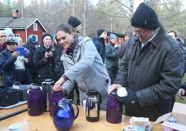 Crown Princess Victoria hiking of 2017 in Glaskogen Nature Reserve Värmland. Victoria wore wool coat fashion