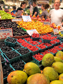 farmers market